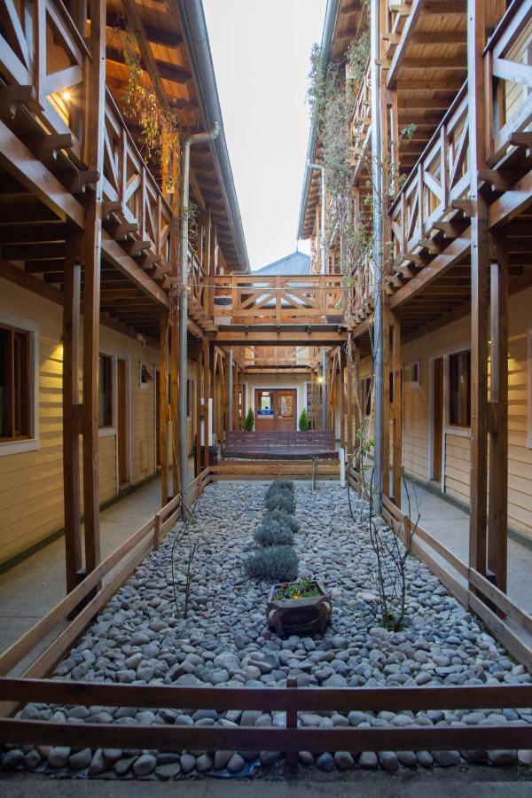 Del Glaciar Libertador Hotel El Calafate Bagian luar foto