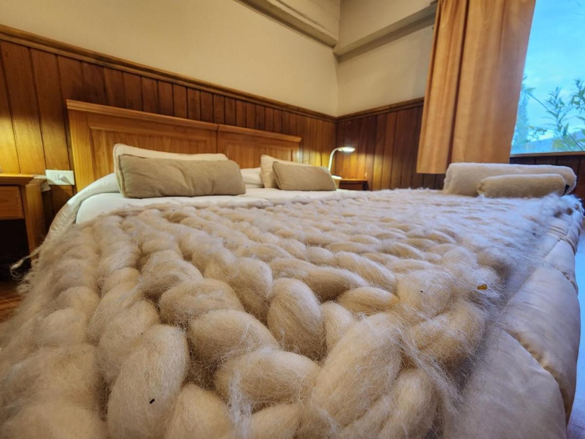 Del Glaciar Libertador Hotel El Calafate Bagian luar foto