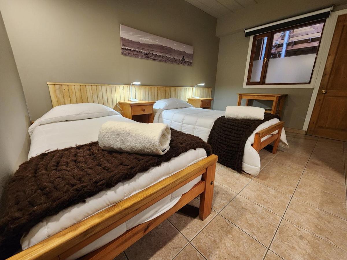 Del Glaciar Libertador Hotel El Calafate Bagian luar foto