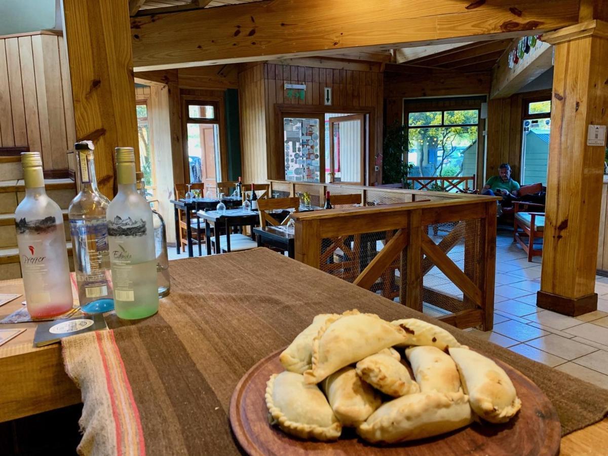 Del Glaciar Libertador Hotel El Calafate Bagian luar foto